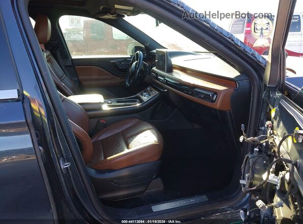 5LM5J7WC2MGL02604 2021 LINCOLN AVIATOR Синий Вид салона спереди