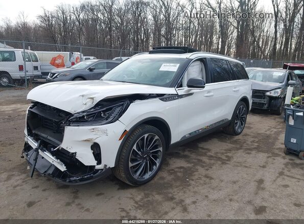5LM5J7XC6SGL12371 2025 LINCOLN AVIATOR Белый Передняя левая четверть