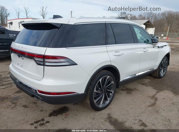 5LM5J7XC6SGL12371 2025 LINCOLN AVIATOR Белый Задняя правая четверть