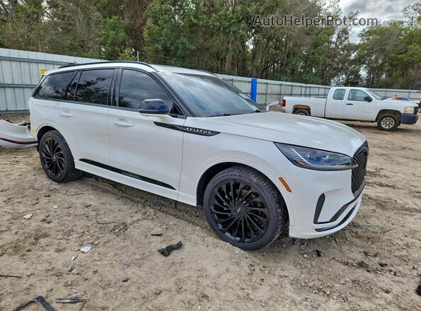 5LM5J7XC8SGL21766 2025 LINCOLN AVIATOR White Delantero derecho