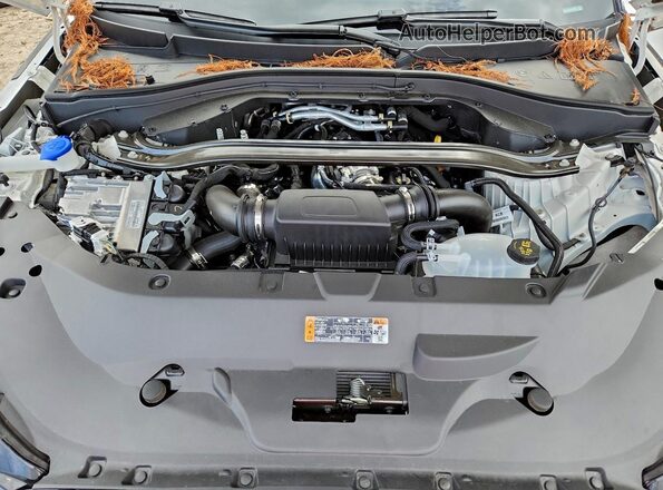 5LM5J7XC8SGL21766 2025 LINCOLN AVIATOR White Vista del compartimento del motor