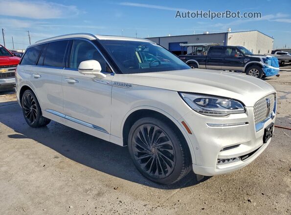 5LM5J7XC9NGL03426 2022 LINCOLN AVIATOR Белый Передняя правая четверть