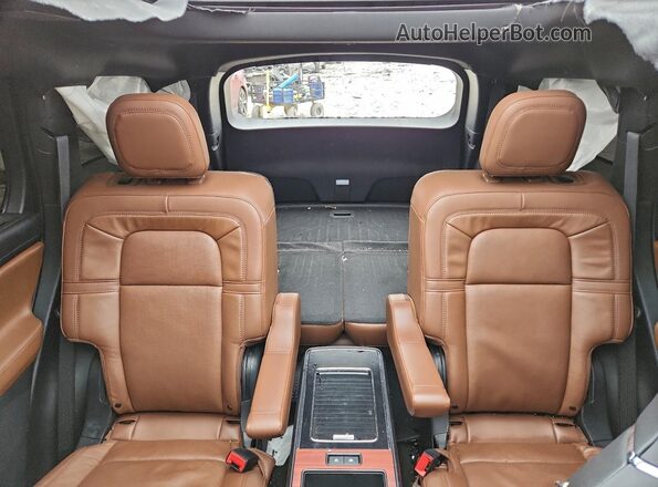 5LM5J7XCXNGL10465 2022 LINCOLN AVIATOR Черный Вид задних сидений
