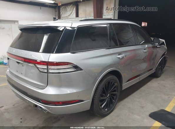 5LM5J7XCXRGL04915 2024 LINCOLN AVIATOR Серый Задняя правая четверть