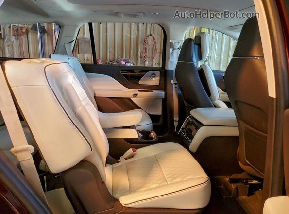 5LM5J9XC2MGL06033 2021 LINCOLN AVIATOR Бордовый Вид задней части салона