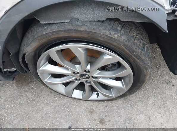 5LMCJ2D90JUL11848 2018 LINCOLN MKC White Widok zestawu wskaźników