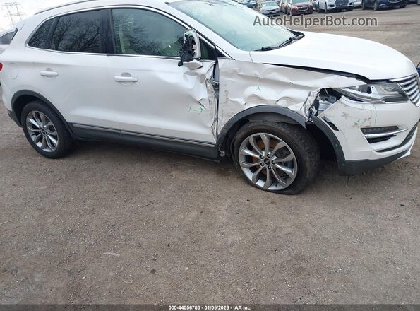 5LMCJ2D90JUL11848 2018 LINCOLN MKC White Widok z przodu