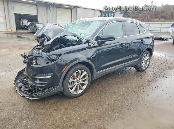 5LMCJ2D95KUL44295 2019 LINCOLN MKC Черный Передняя левая четверть