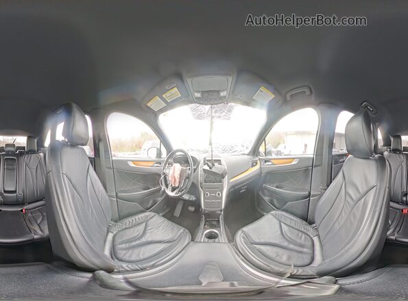 5LMCJ2D95KUL44295 2019 LINCOLN MKC Черный Панорамный вид салона 360°