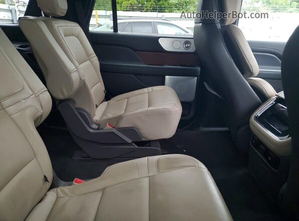 5LMJJ2LGXPEL10846 2023 LINCOLN NAVIGATOR Черный Вид задней части салона