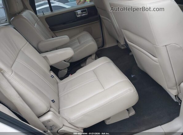 5LMJJ2LT7HEL06977 2017 LINCOLN NAVIGATOR Белый Вид наклейки с VIN-кодом