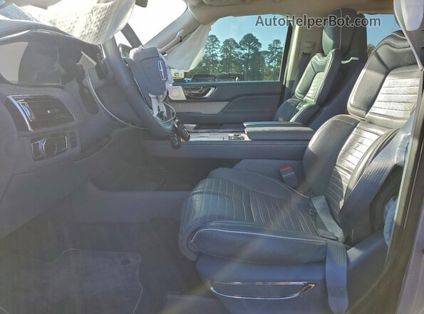 5LMJJ2TT2LEL07866 2020 LINCOLN NAVIGATOR Blue Vista interior delantera