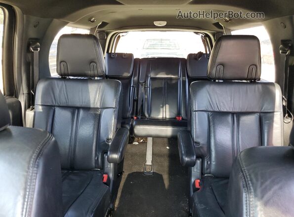 5LMJJ3HT7GEL08340 2016 LINCOLN NAVIGATOR Черный Вид задних сидений