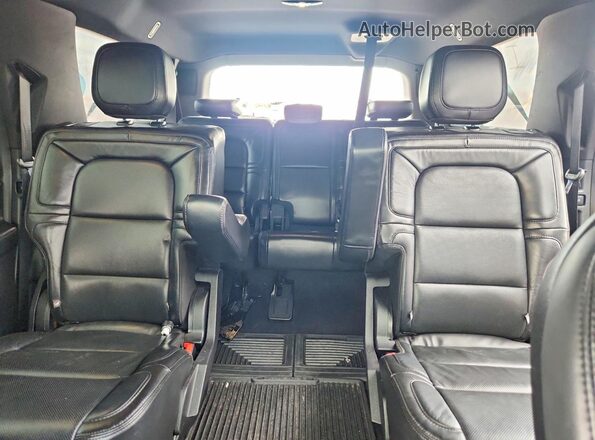 5LMJJ3KT3MEL08341 2021 LINCOLN NAVIGATOR Черный Вид задних сидений