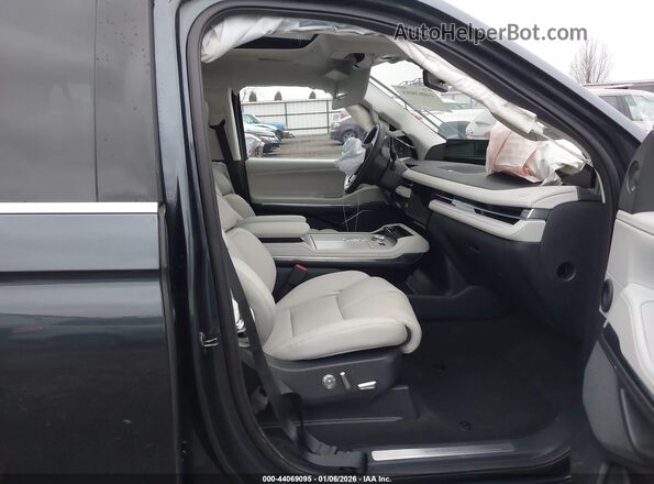 5LMJJ3LG4SEL08220 2025 LINCOLN NAVIGATOR Черный Вид салона спереди