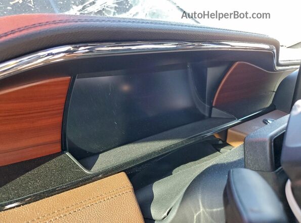 5LMJJ3LG9REL21152 2024 LINCOLN NAVIGATOR Черный Вид щитка приборов