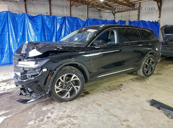 5LMPJ8JA6SJ883254 2025 LINCOLN NAUTILUS Черный Передняя левая четверть