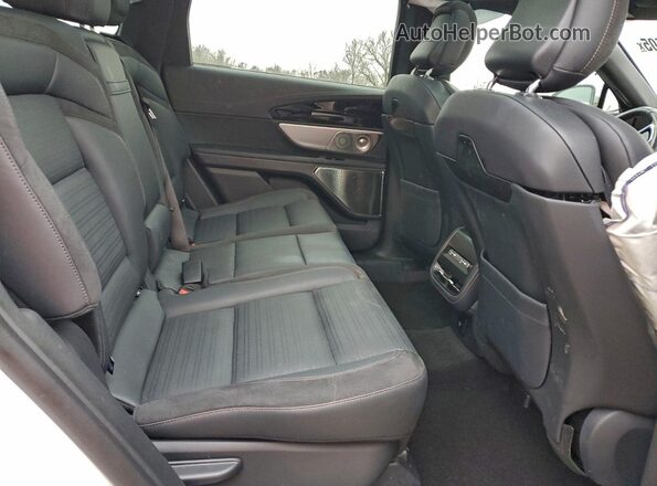 5LMPJ8KA5SJ901581 2025 LINCOLN NAUTILUS Белый Вид задней части салона