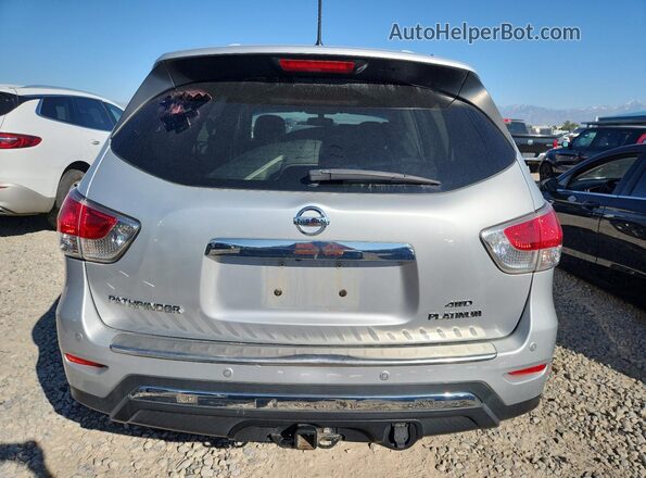 5N1AR2MM2GC671001 2016 NISSAN PATHFINDER Серебряный Вид сзади