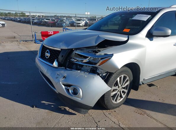 5N1AR2MM5GC667637 2016 NISSAN PATHFINDER Silver Vista frontal