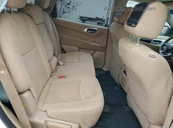5N1AR2MN2GC641974 2016 NISSAN PATHFINDER Белый Вид задней части салона