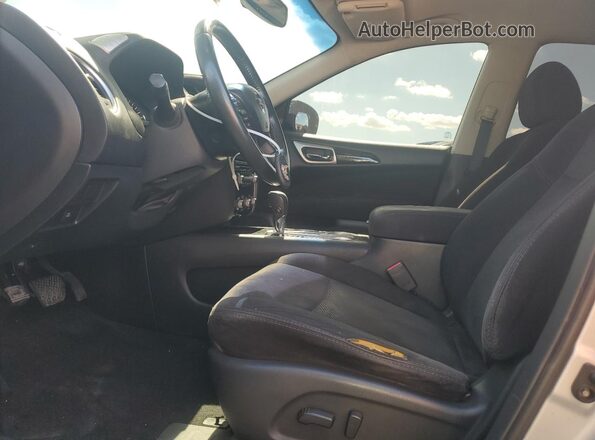 5N1AR2MN2GC645166 2016 NISSAN PATHFINDER Silver Սալոնի դիմացի տեսք