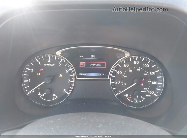 5N1AR2MNXGC652219 2016 NISSAN PATHFINDER Белый Вид задних сидений