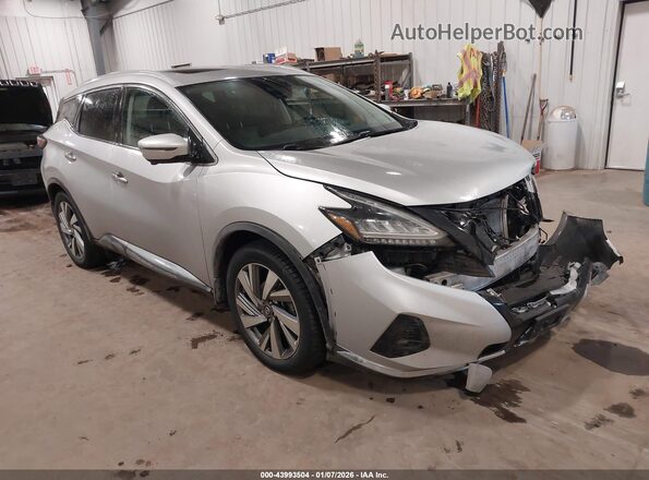 5N1AZ2MS7KN137990 2019 NISSAN MURANO Серебряный Передняя правая четверть
