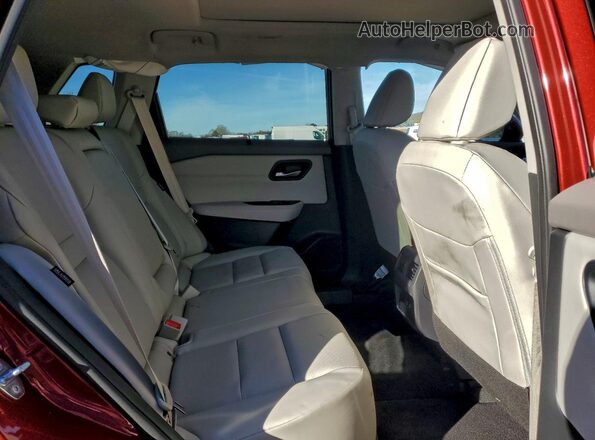 5N1BT3BA0TC690452 2026 NISSAN ROGUE Красный Вид задней части салона