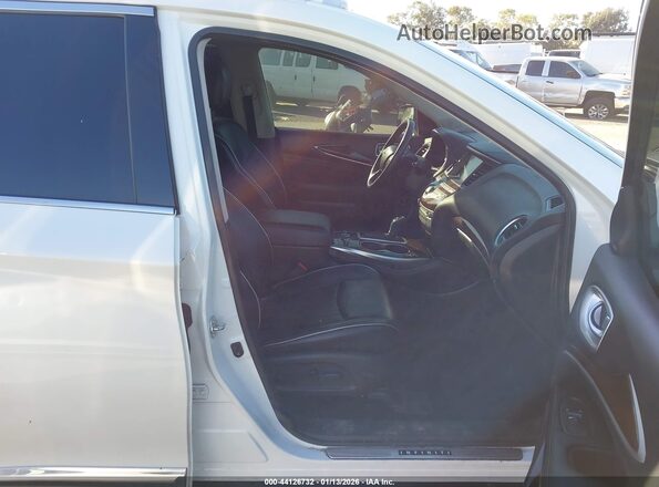 5N1DL0MN3HC547784 2017 INFINITI QX60 White Вид салону спереду