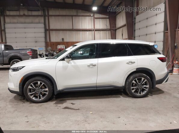 5N1DL1FS7PC376044 2023 INFINITI QX60 White Widok wnętrza 360 stopni