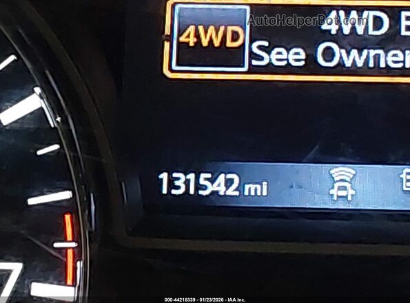 5N1DR2MM0HC663770 2017 NISSAN PATHFINDER Белый 