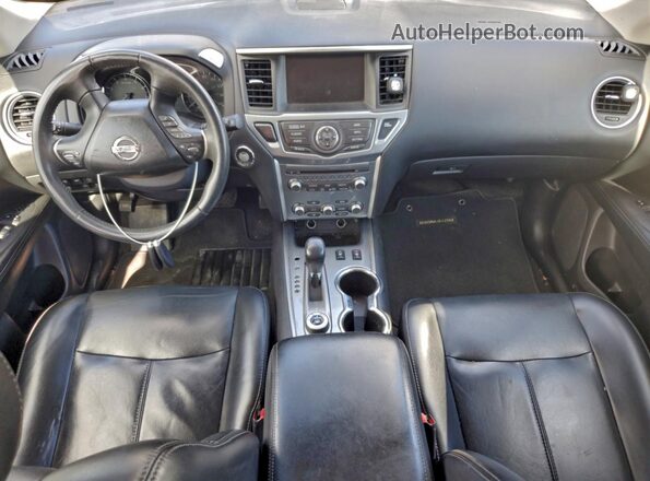 5N1DR2MM1HC629742 2017 NISSAN PATHFINDER Черный Вид панели приборов