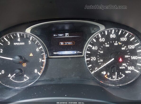 5N1DR2MM6KC600454 2019 NISSAN PATHFINDER Black Widok tylnych siedzeń