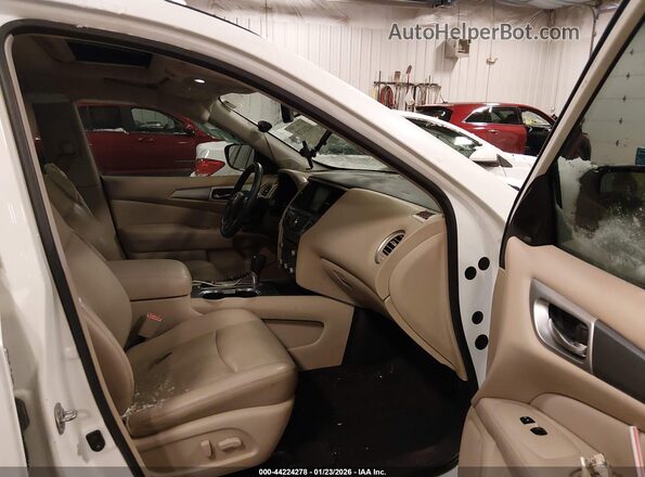 5N1DR2MM7HC600939 2017 NISSAN PATHFINDER Белый Вид салона спереди