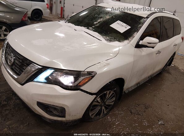 5N1DR2MM7HC600939 2017 NISSAN PATHFINDER Белый Передняя левая четверть