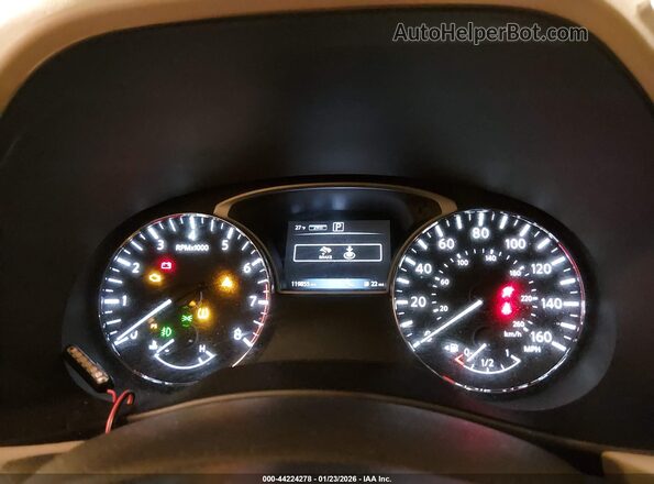 5N1DR2MM7HC600939 2017 NISSAN PATHFINDER Белый Вид задних сидений