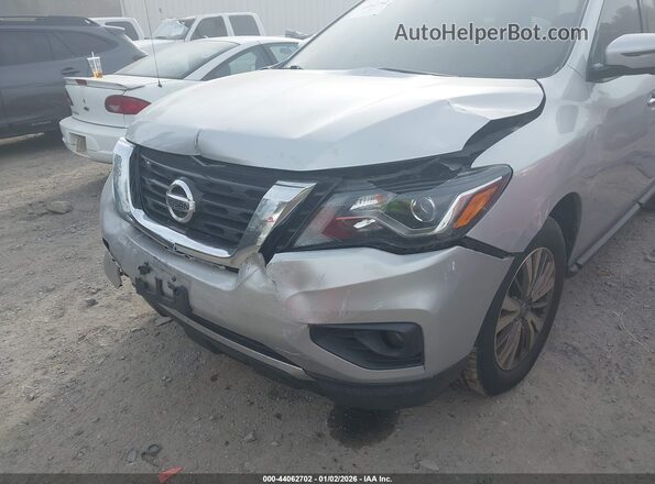 5N1DR2MMXKC636177 2019 NISSAN PATHFINDER Серебряный Вид спереди