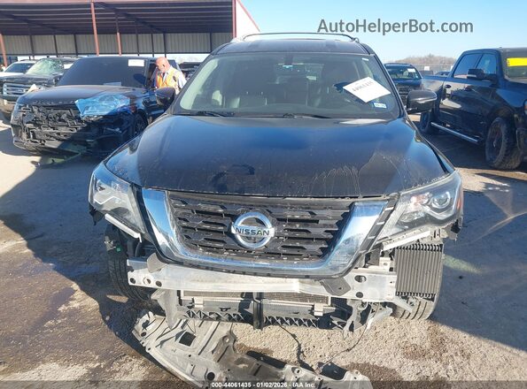 5N1DR2MN0HC647982 2017 NISSAN PATHFINDER Черный Вид задней части салона
