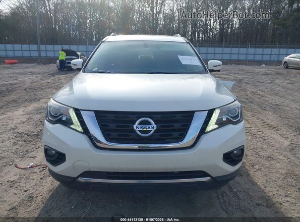 5N1DR2MN1HC650213 2017 NISSAN PATHFINDER White Вид задньої частини салону