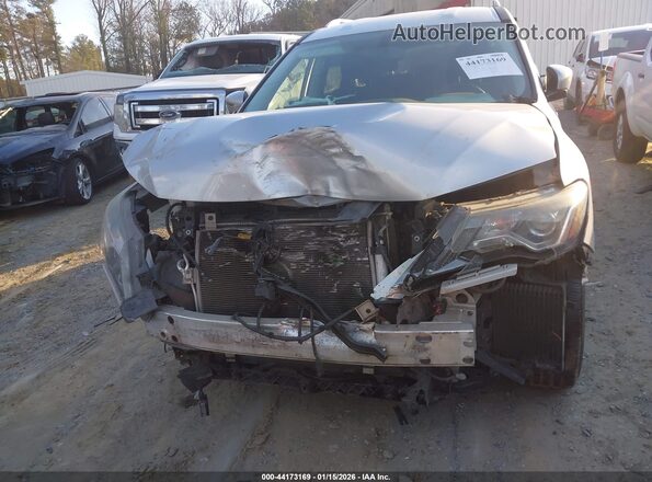 5N1DR2MN9JC636761 2018 NISSAN PATHFINDER Silver Widok zestawu wskaźników