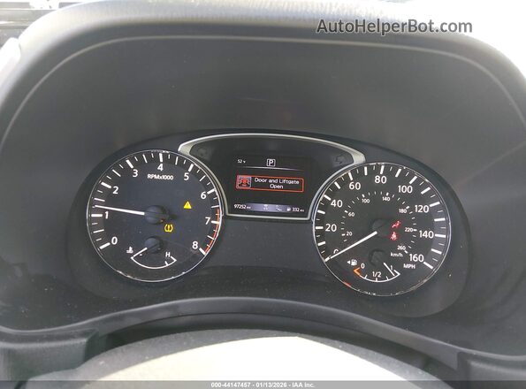 5N1DR2MNXJC632721 2018 NISSAN PATHFINDER Черный Вид задних сидений