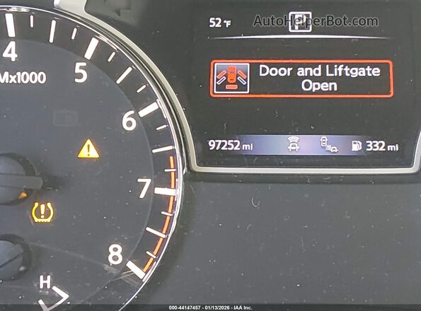 5N1DR2MNXJC632721 2018 NISSAN PATHFINDER Черный 