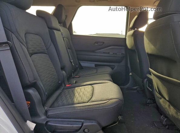 5N1DR3AC2SC253674 2025 NISSAN PATHFINDER Белый Вид задней части салона