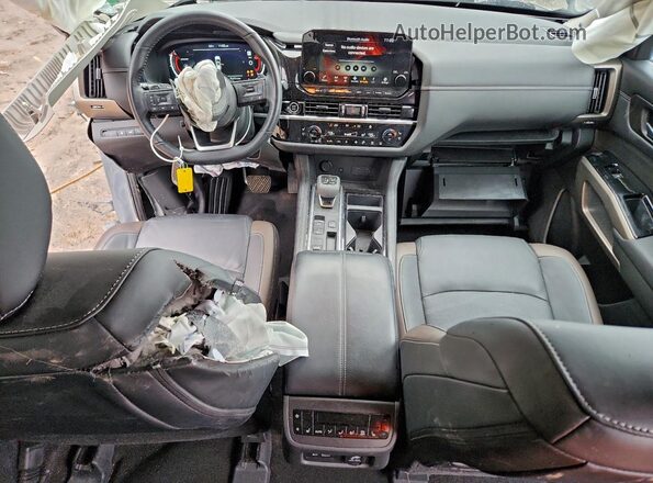 5N1DR3DG5RC204221 2024 NISSAN PATHFINDER Gray Widok deski rozdzielczej