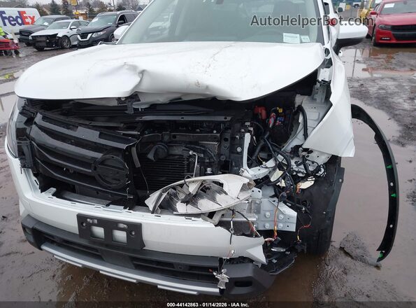 5N1DR3DJ8SC277892 2025 NISSAN PATHFINDER Белый Вид спереди
