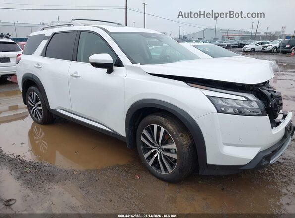 5N1DR3DJ8SC277892 2025 NISSAN PATHFINDER Белый Передняя правая четверть