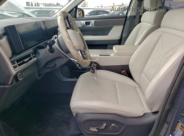 5NMP2DG15SH050202 2025 HYUNDAI SANTA Серый Вид салона спереди
