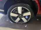 2025 Hyundai Santa Fe Limited Красный vin: 5NMP4DGL6SH140843 Damage: Right Rear Tire, Cut, Replacement Required