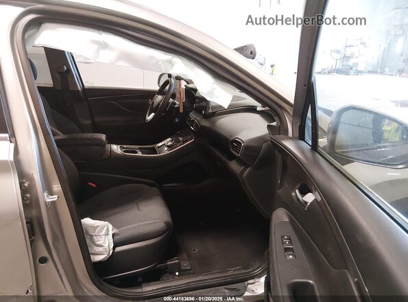 5NMS1DAJ0PH653426 2023 HYUNDAI SANTA FE Серебряный Вид салона спереди